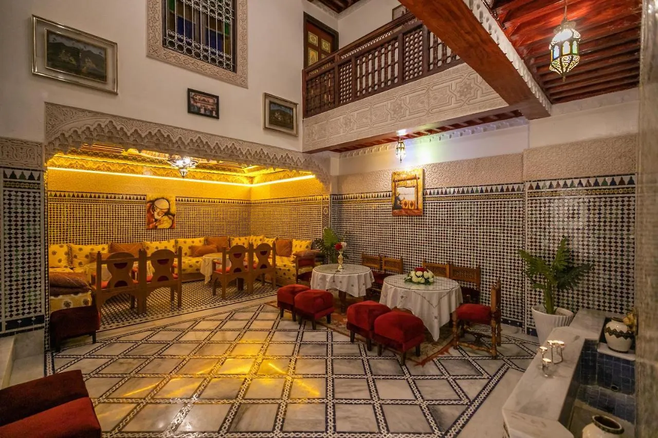 Riad Anis Fes